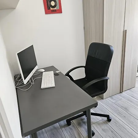 Δωμάτια σε οικογενειακή κατοικία Emanuele Rho